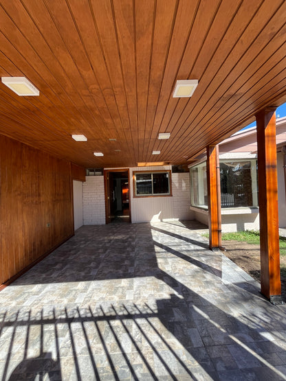 EN VENTA | ESPECTACULAR CASA RECIÉN REMODELADA – ISABEL RIQUELME