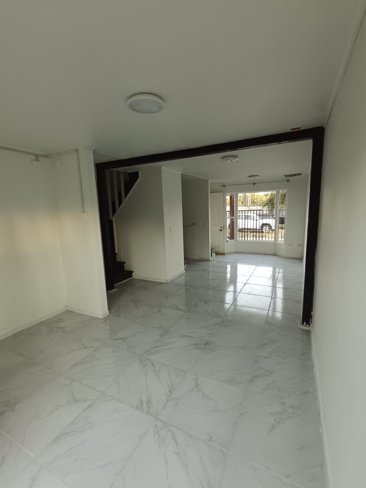 ARRIENDO INMUEBLE REMODELADO – VILLA AUSTRIA