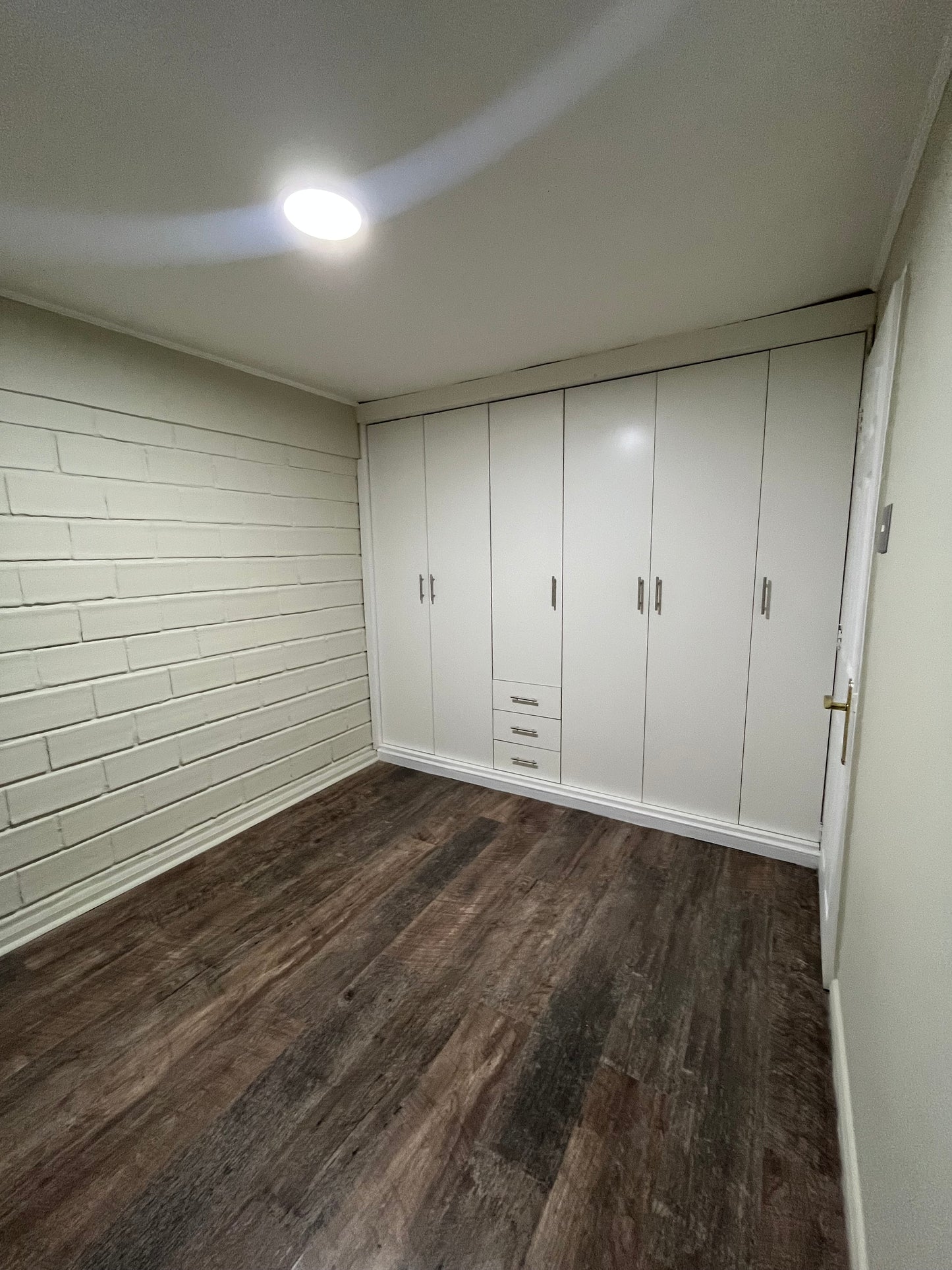 EN VENTA | ESPECTACULAR CASA RECIÉN REMODELADA – ISABEL RIQUELME