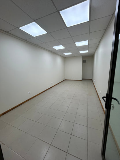🔹 En arriendo dependencias comerciales en Edificio Araucarias – Calle Lautaro, Angol 🔹