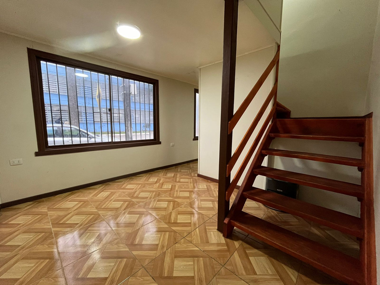 🏢 Edificio de Renta en Venta – 4 Departamentos Amoblados | Centro de Angol