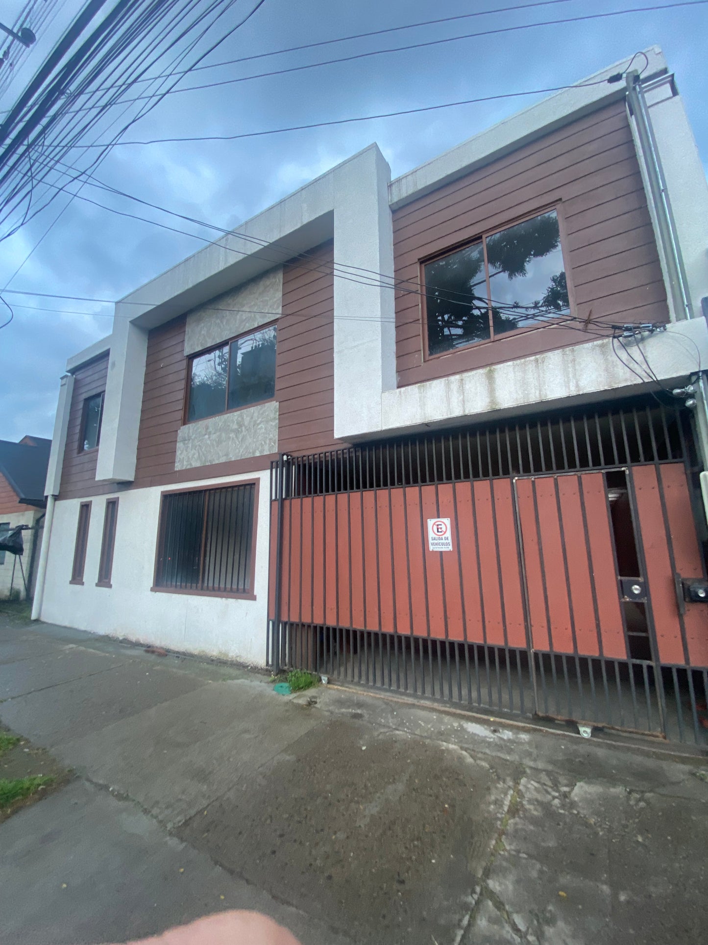 🏢 Edificio de Renta en Venta – 4 Departamentos Amoblados | Centro de Angol