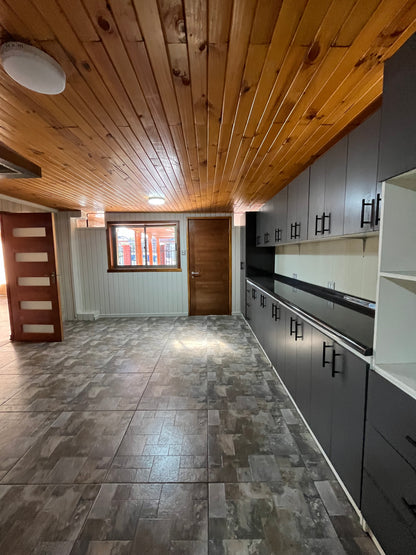 EN VENTA | ESPECTACULAR CASA RECIÉN REMODELADA – ISABEL RIQUELME