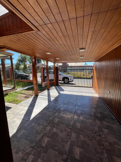 EN VENTA | ESPECTACULAR CASA RECIÉN REMODELADA – ISABEL RIQUELME