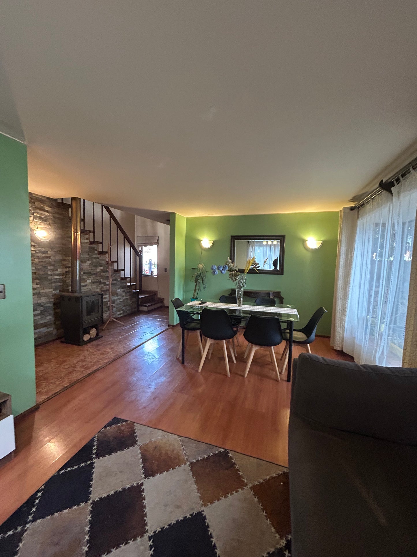 🏡 En Venta — Amplia Casa en Jardines del Sol, Angol