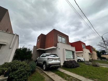 🏡 Casa en Condominio Santa Victoria | 3 Dormitorios | Acceso Controlado